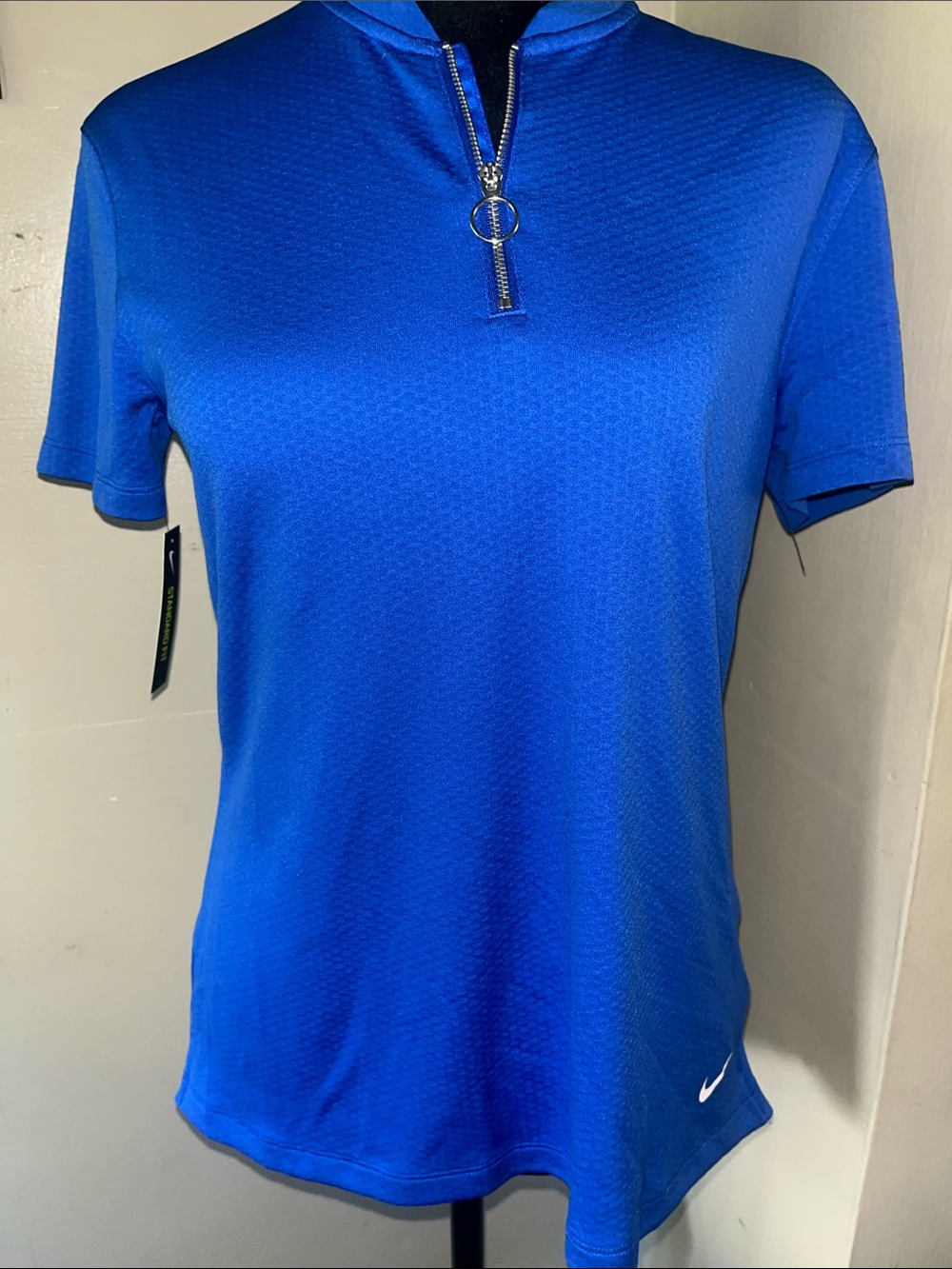 NWT Nike Women’s Blue Short Sleeve Zip-Front Athletic Tee Coupe Standard Small